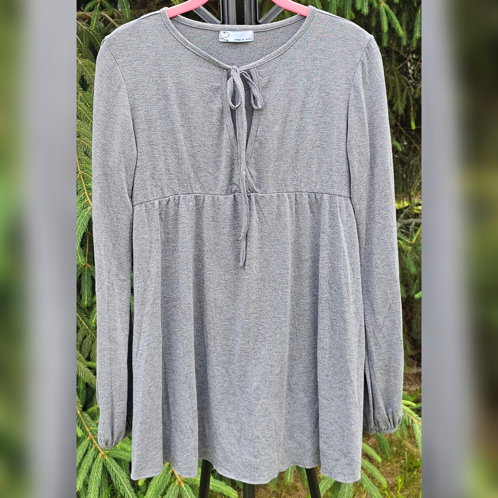 Gray Tie Front Relaxed Maternity Top
